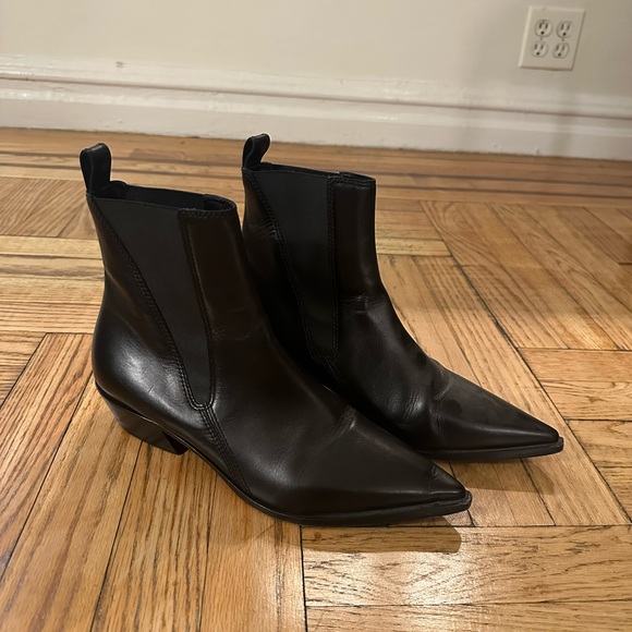 Burberry Shoes - Burberry Women’s Black Boot